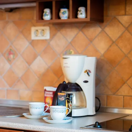 Mito's - Heart Of With Free Parking Apartamento